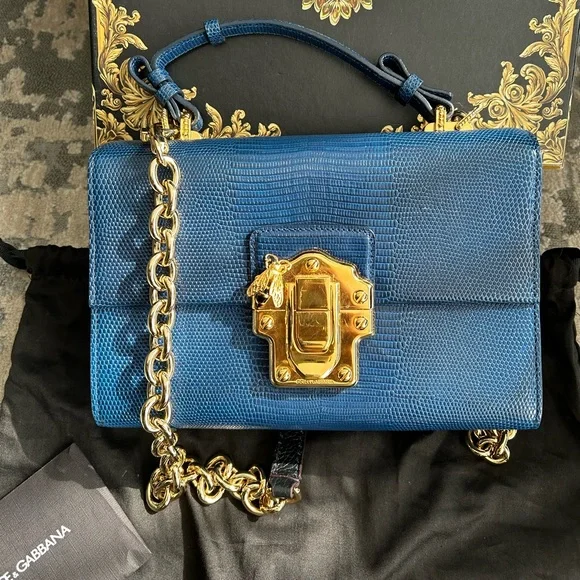 Dolce gabbana handbags official site hotsell